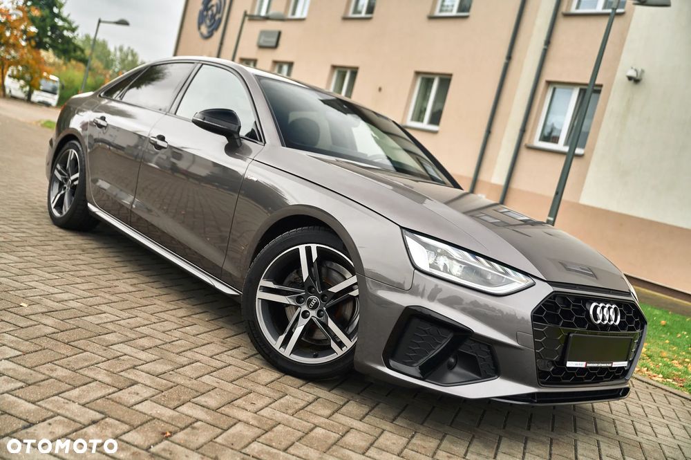 Audi A4 2022 photo 3