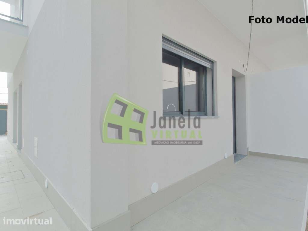 Moradia Geminada T3 - Em Construção na Quinta do Conde - Grande imagem: 4/22
