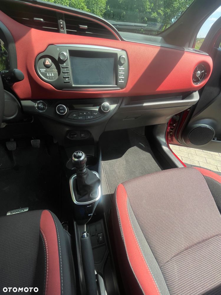 Toyota Yaris 1.5 Selection - 19