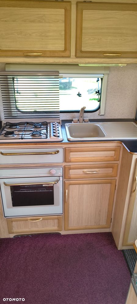 SWIFT Abbey DMC 900 kg  2-3 Osobowa - 27