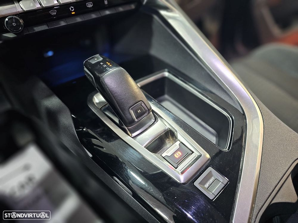 Peugeot 5008 1.6 BlueHDi Allure EAT6 - 19