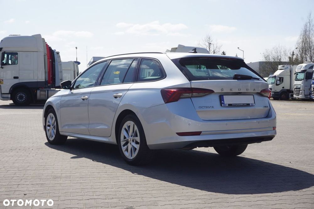 Skoda Octavia 1.5 TSI e-Tec Ambition DSG - 14