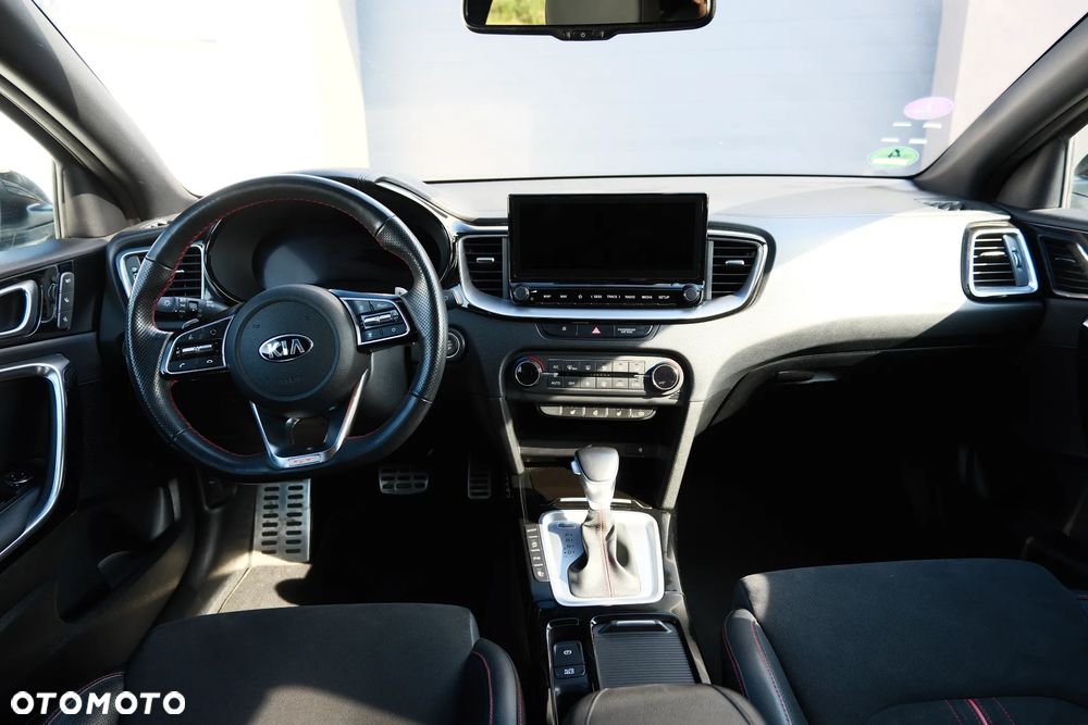 Kia ProCeed 1.6 T-GDI GT DCT - 23
