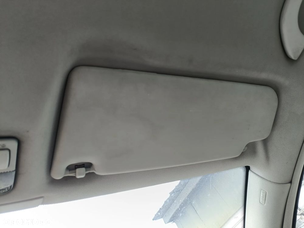 VOLKSWAGEN PASSAT B5 96-05 2004 r. LIFT daszek prawy osłona przeciwsłoneczna prawa  * - 2