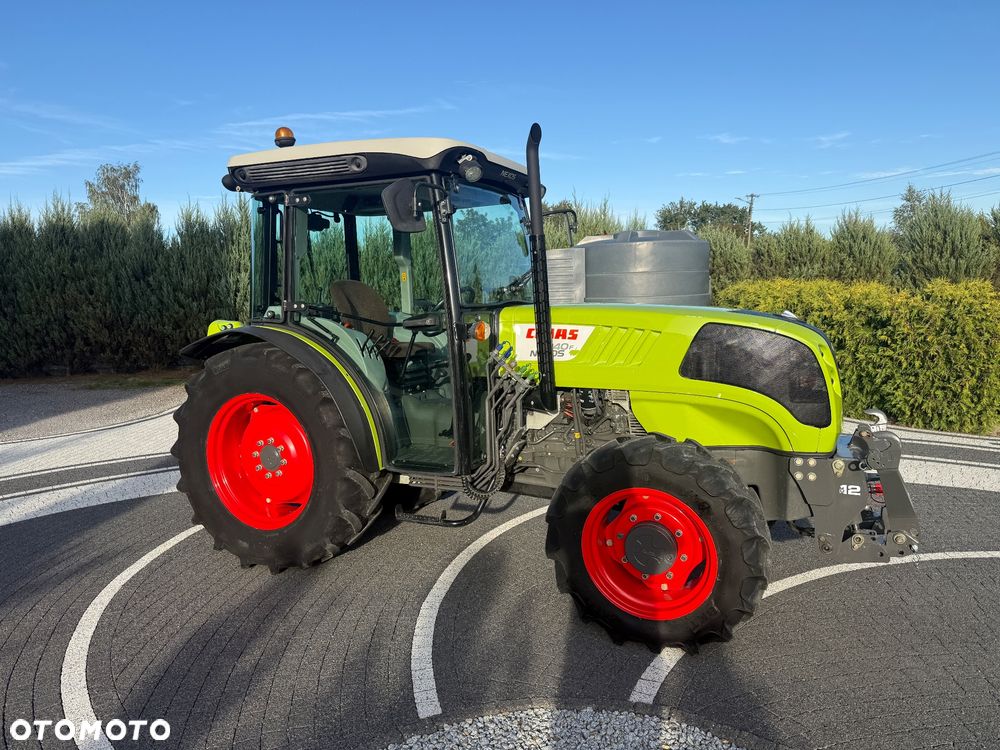 Claas Nexos 240F - 4