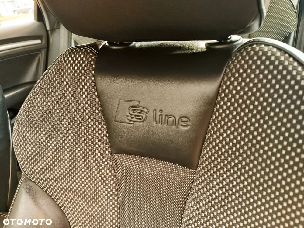 Audi A3 Sportback 2.0 TDI (clean diesel) S tronic Ambition - 35