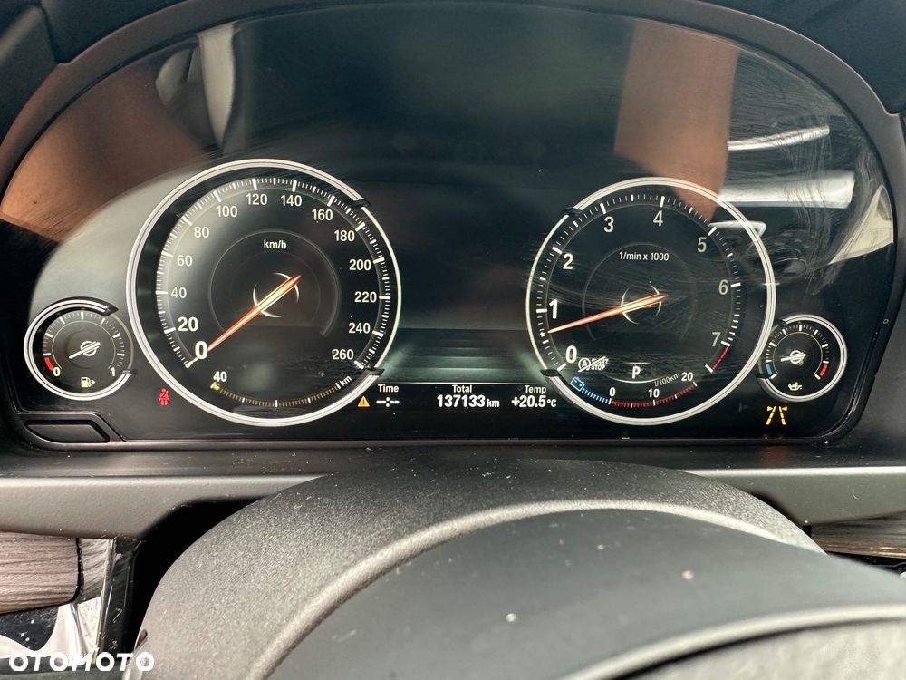 BMW X5 xDrive35i - 26