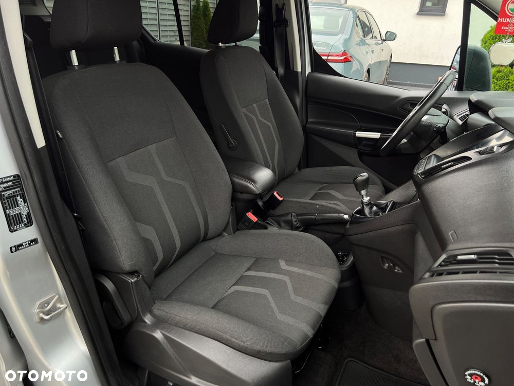 Ford Tourneo Connect Grand - 27