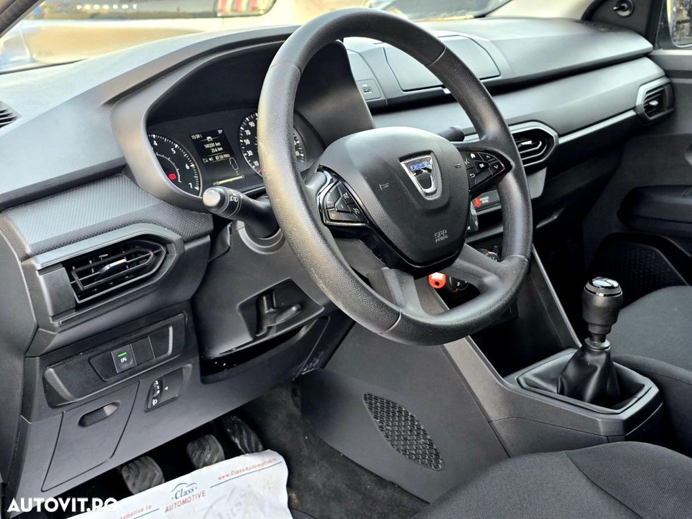 Dacia Logan TCe 90 MT5 Essential - 7