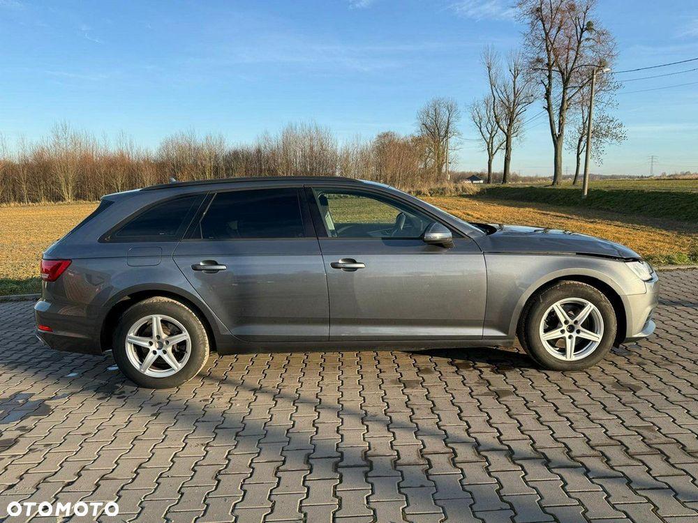 Audi A4 Avant 35 TDI S tronic design - 5