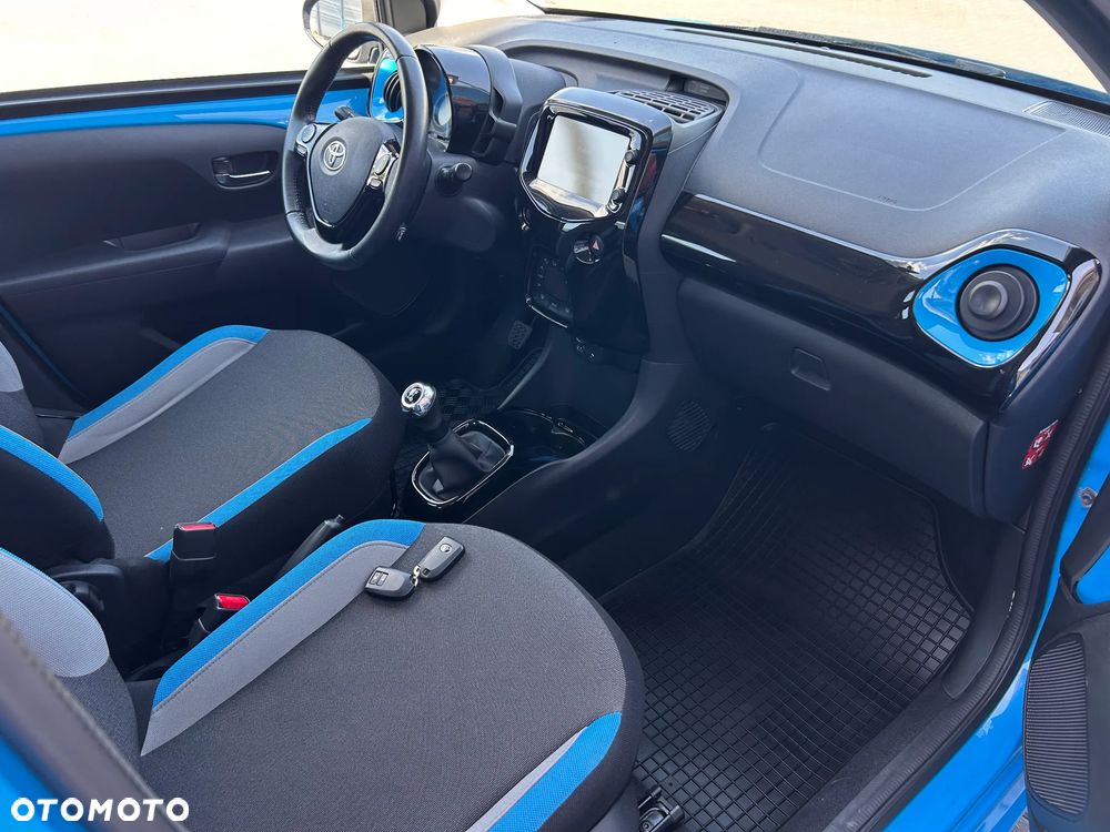 Toyota Aygo x-style - 17