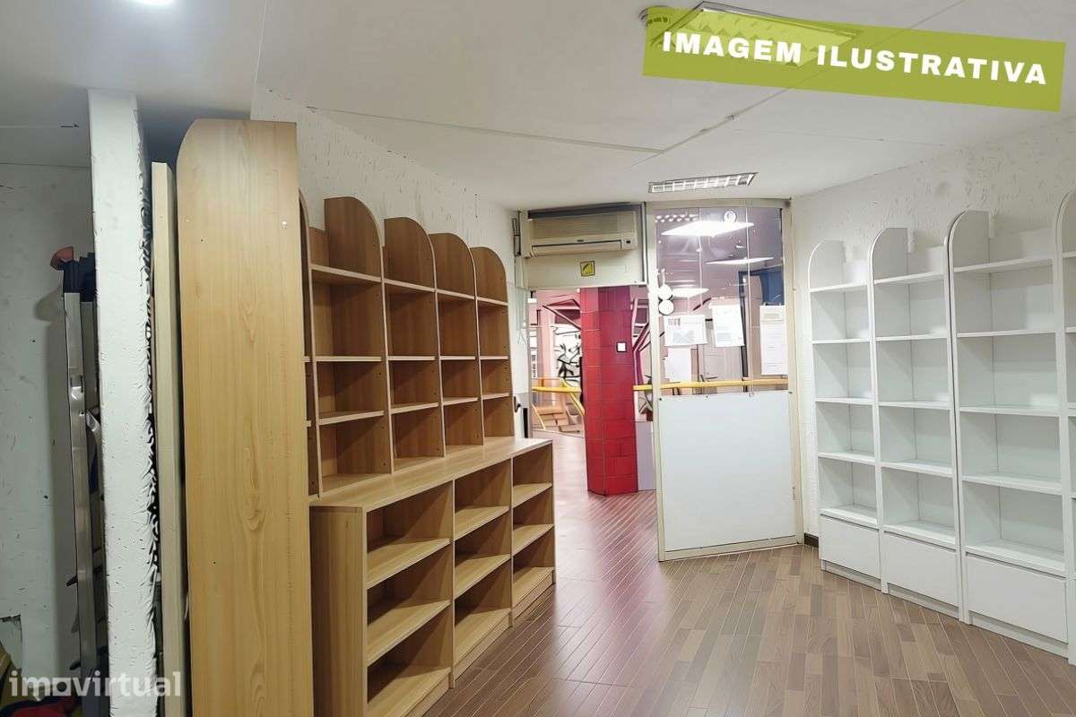 Oportunidade: Antes 49.900 Agora 44.000€ | Loja no Coração do Lumiar - Grande imagem: 5/23