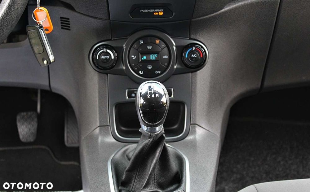 Ford Fiesta - 20