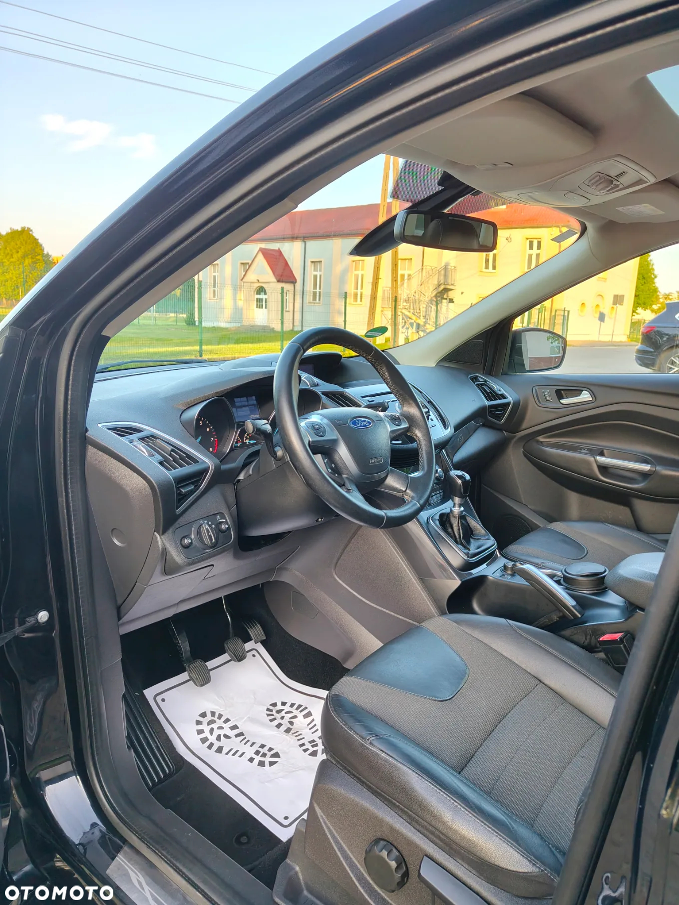 Ford Kuga 1.5 EcoBoost 2x4 Individual - 11