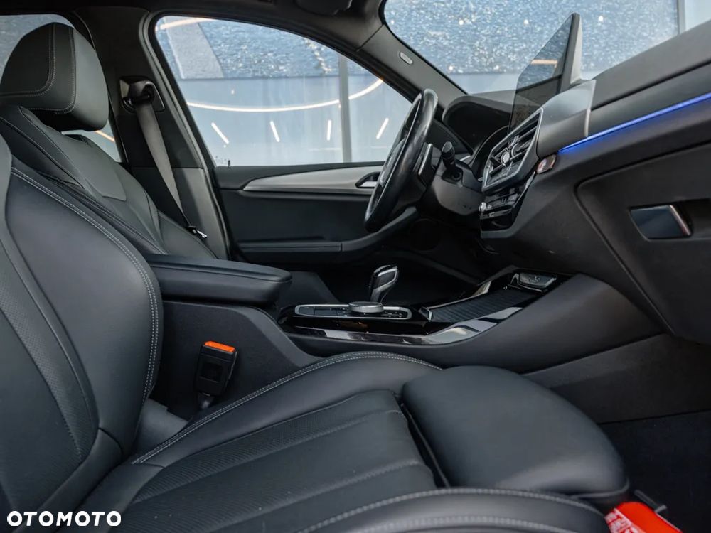 BMW Seria 5 520d xDrive - 11