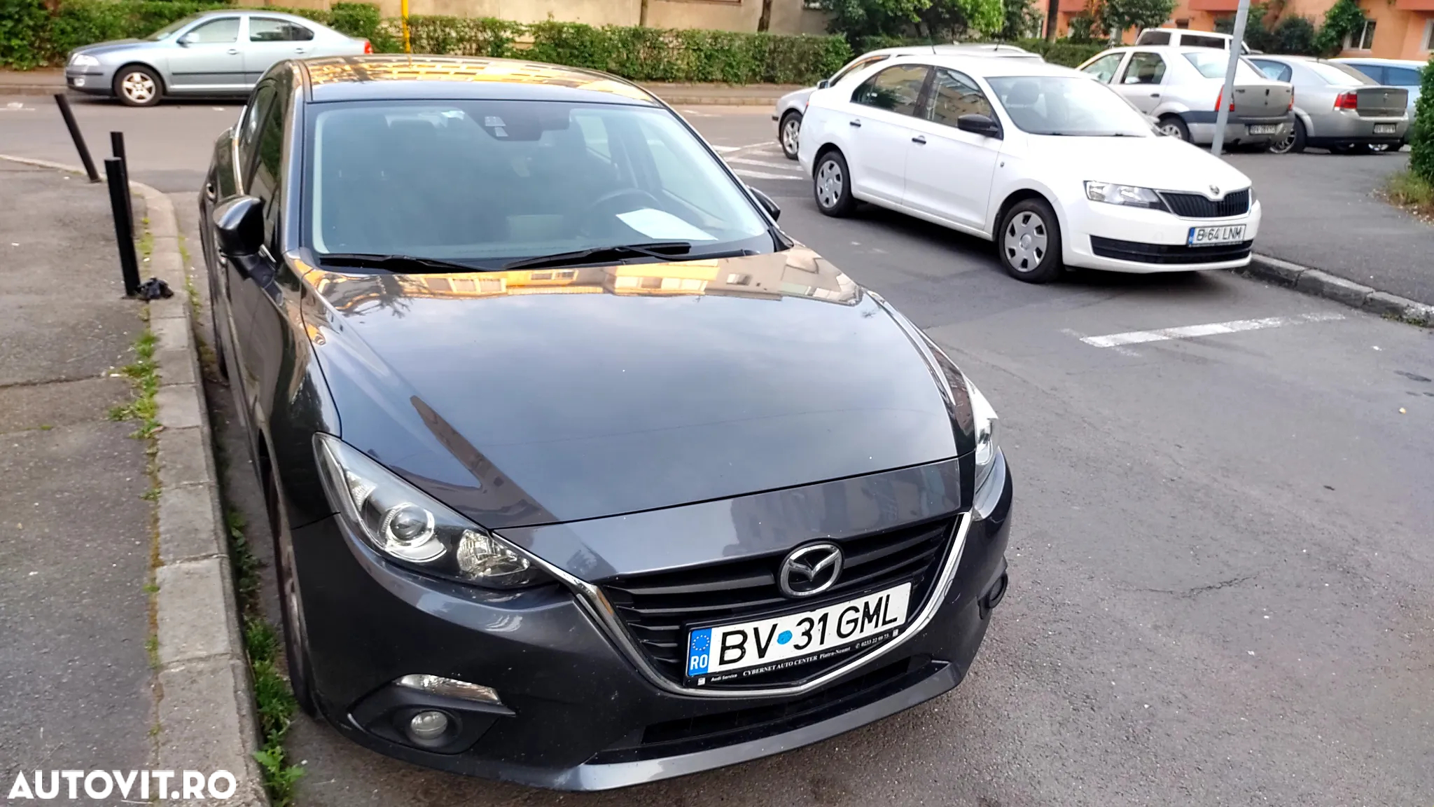 Mazda 3 - 5