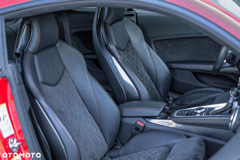 Audi TT Coupé - 15