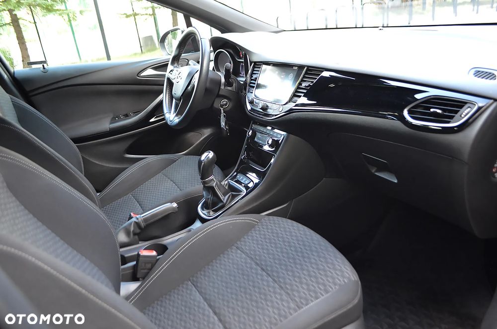 Opel Astra 1.4 T Dynamic - 14