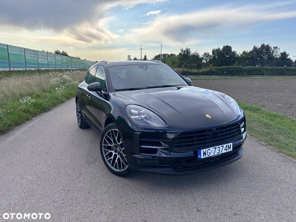 Porsche Macan - 24