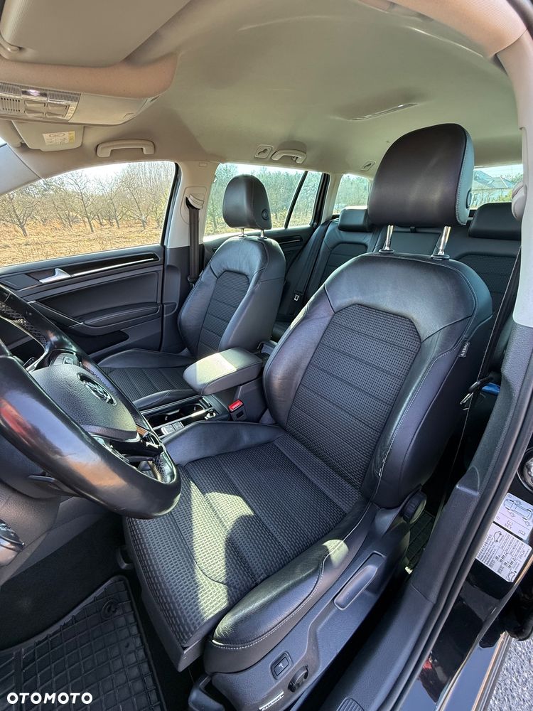 Volkswagen Golf 2.0 TDI SCR DSG Highline - 9