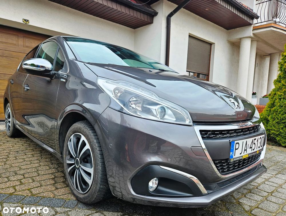 Peugeot 208 1.2 PureTech GPF Allure S&S EAT6 - 29