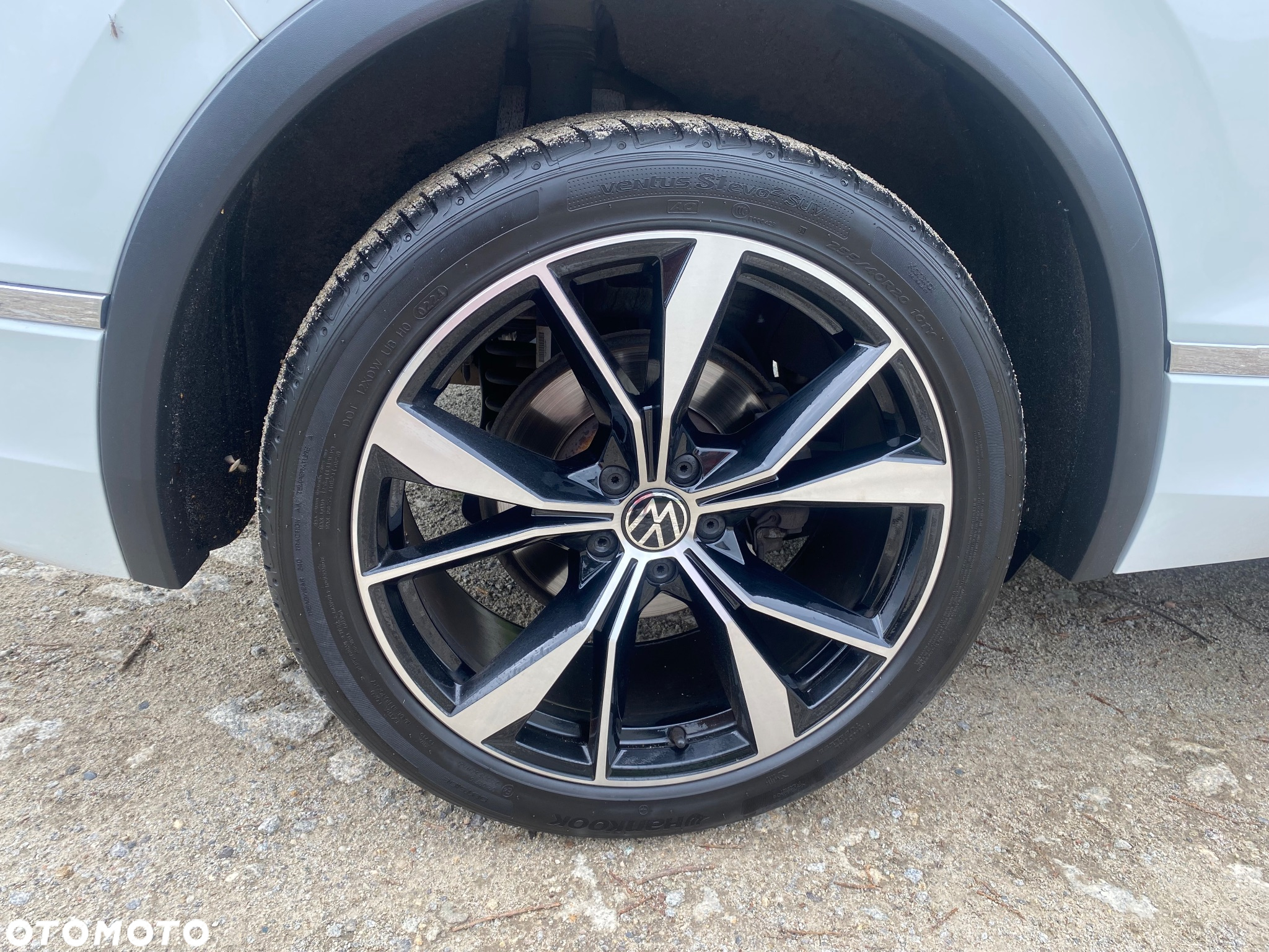 Volkswagen Tiguan 2.0 TDI SCR 4MOTION DSG R-Line - 22