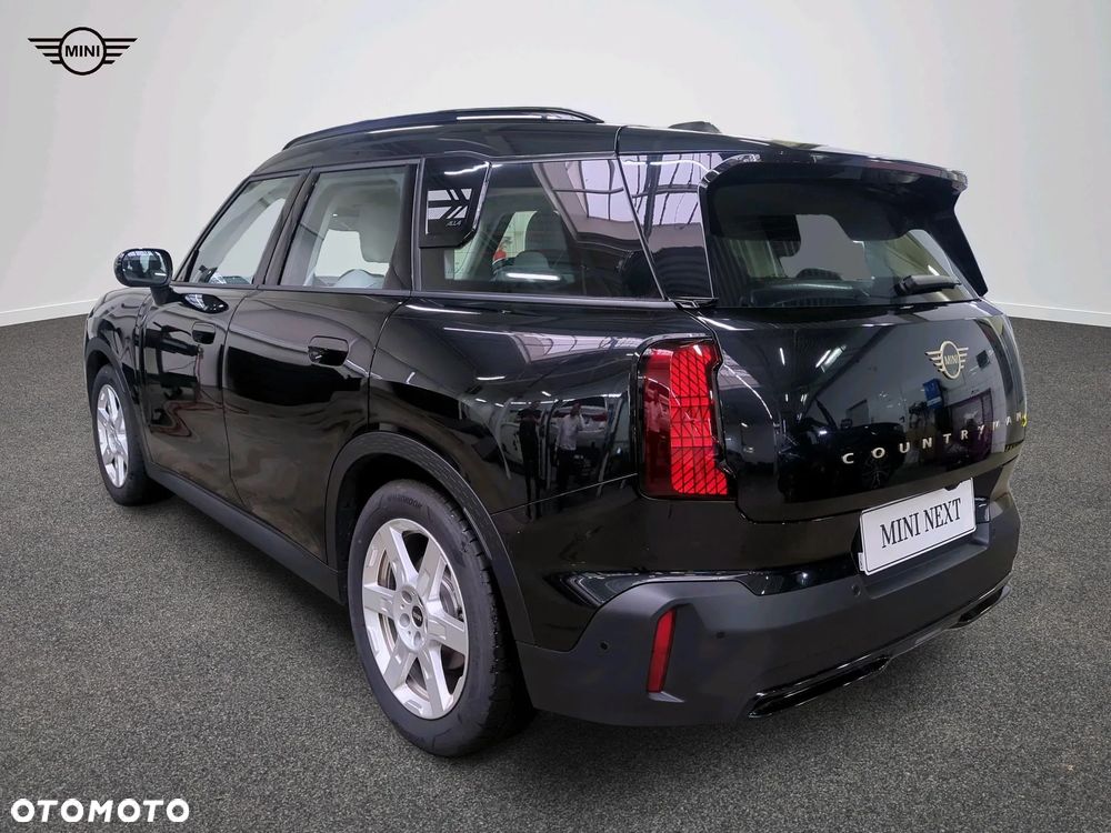MINI Countryman SE ALL4 66.5kWh Linia Classic - 6