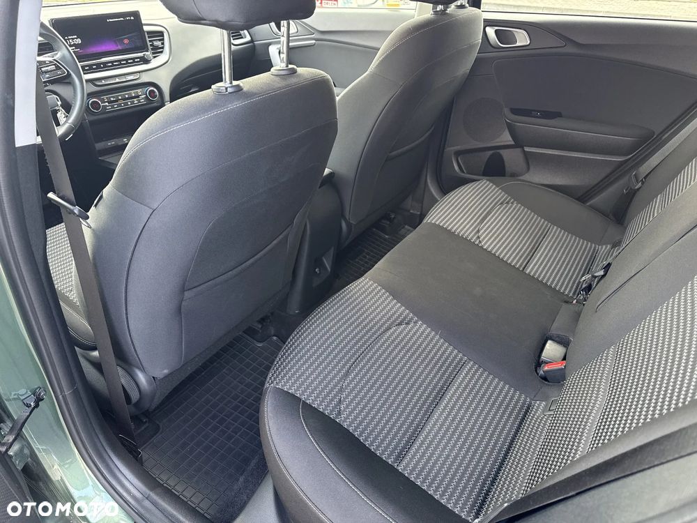Kia Ceed 1.5 T-GDI M - 24