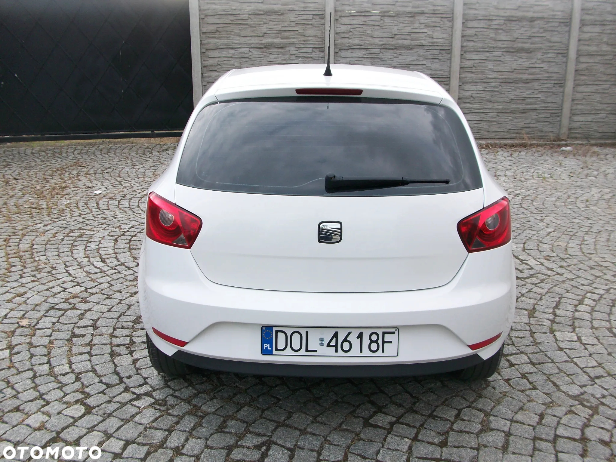 Seat Ibiza 1.4 16V Reference - 4