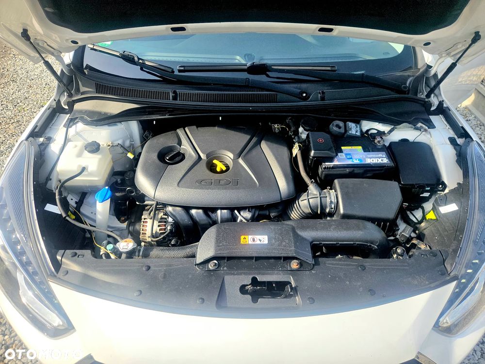 Hyundai i40 Kombi 2.0 Premium - 34