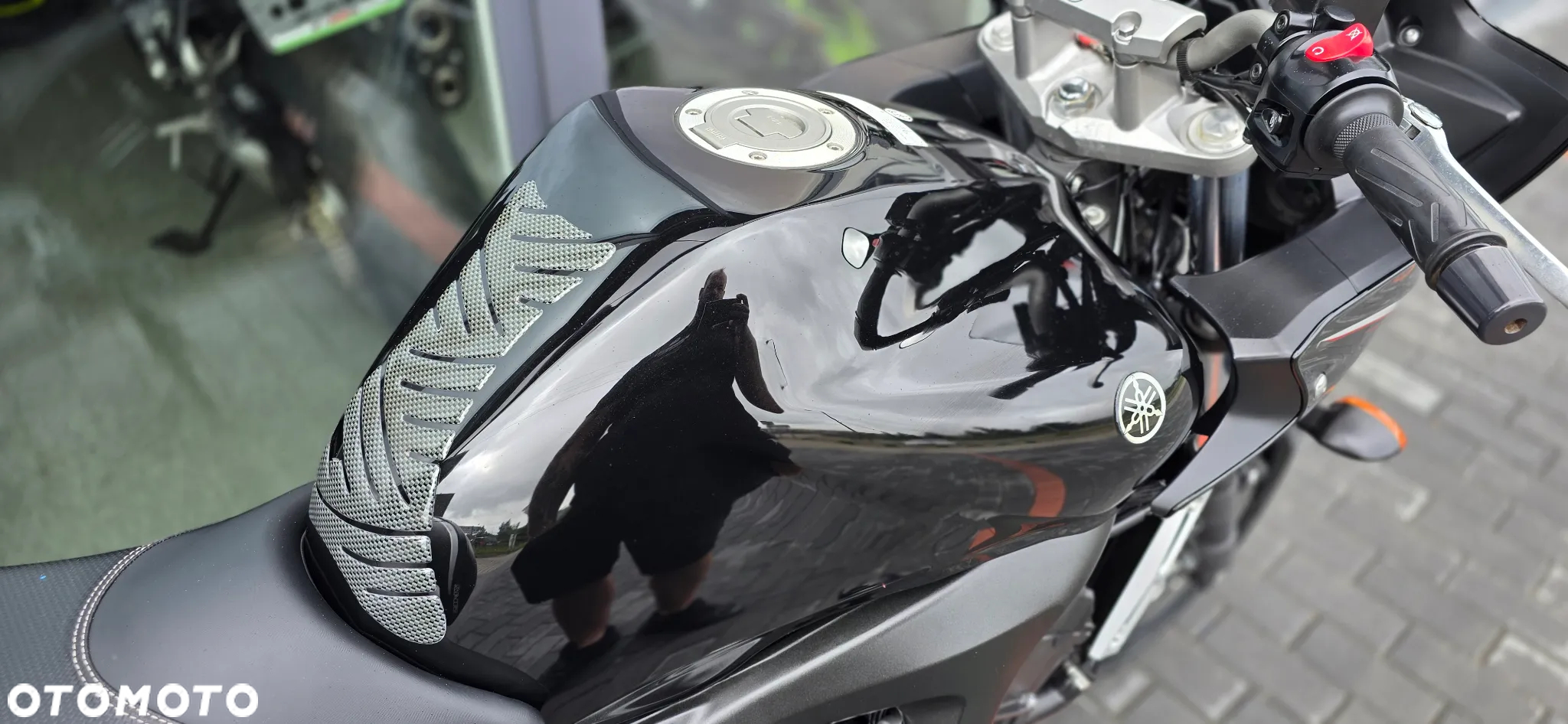 Yamaha FZ6 - 15