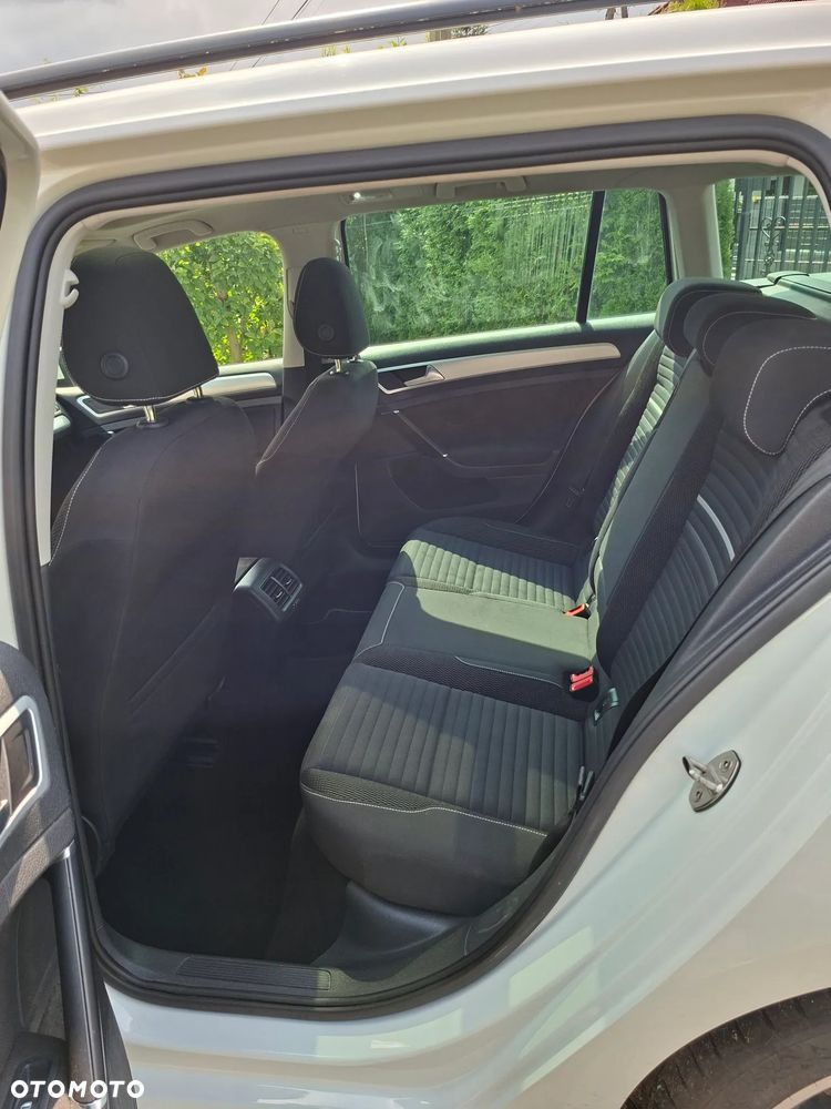 Volkswagen Golf 1.2 TSI BlueMotion Technology Comfortline - 8