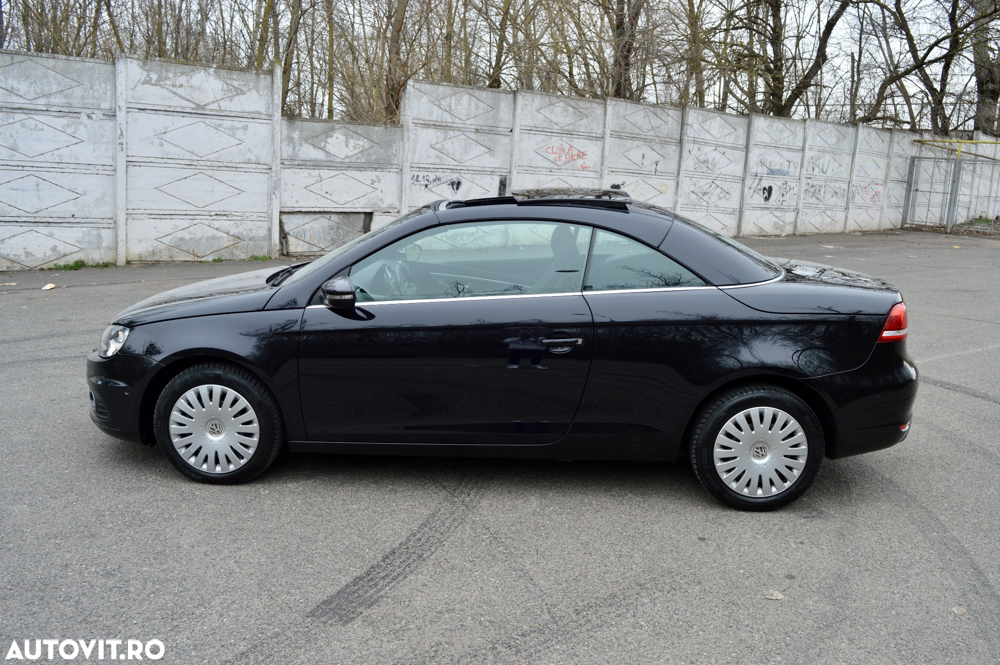Volkswagen Eos 2.0 TDI DPF BlueMotion Technology Sport & Style - 40