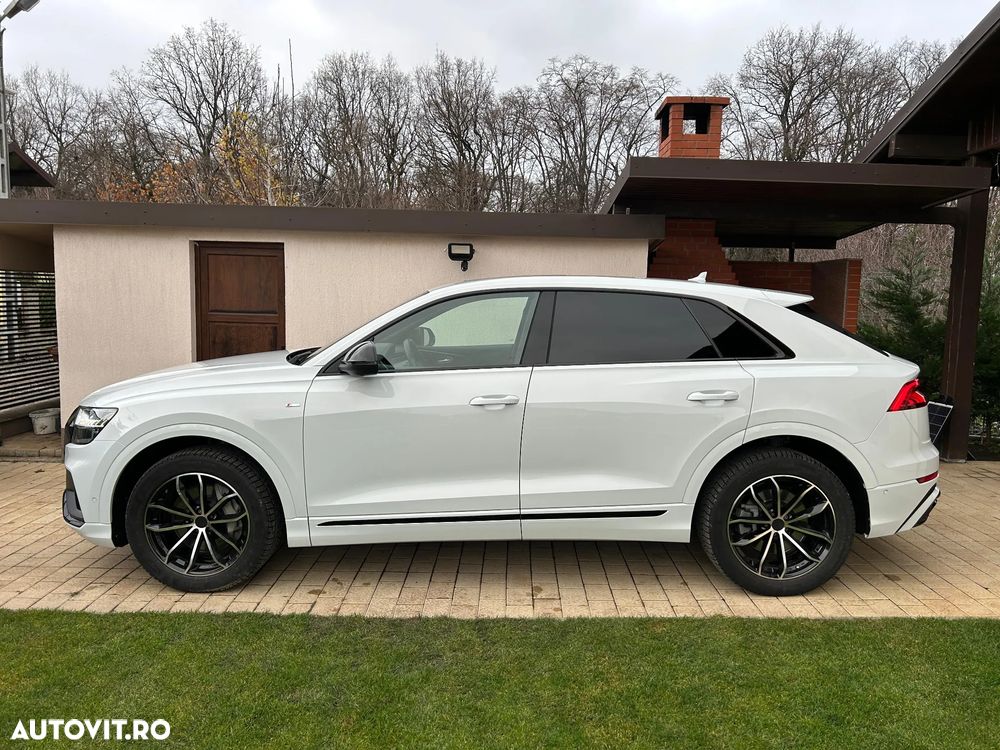 Audi Q8 - 2