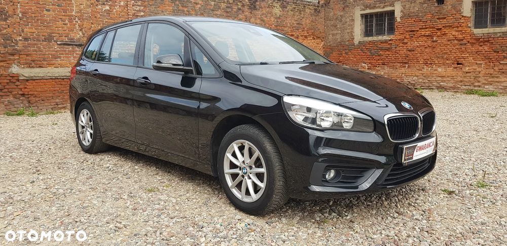 BMW Seria 2 218i - 3