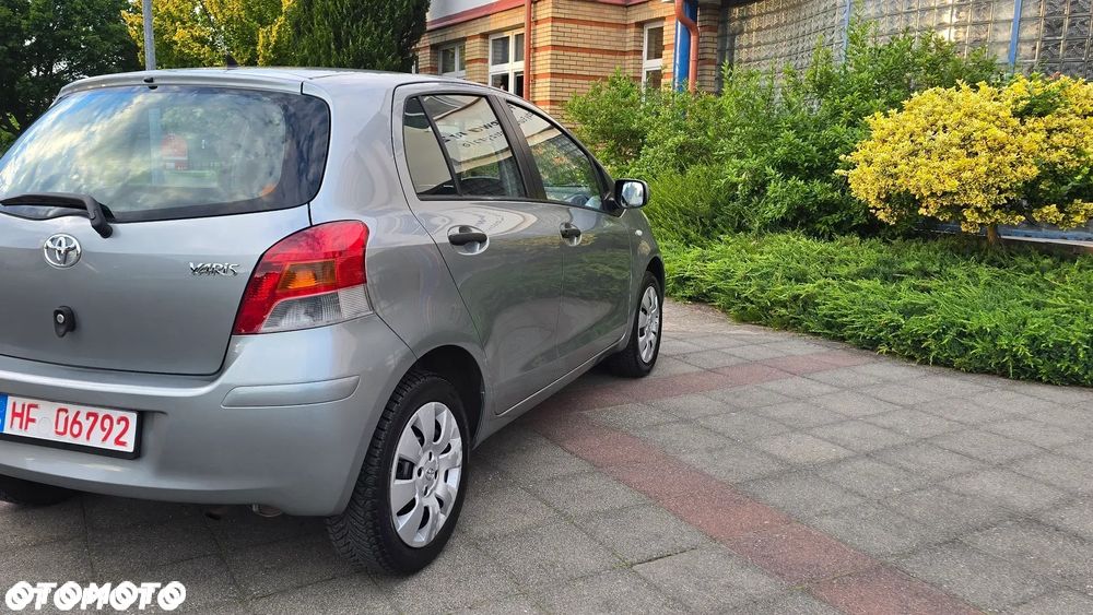 Toyota Yaris - 34
