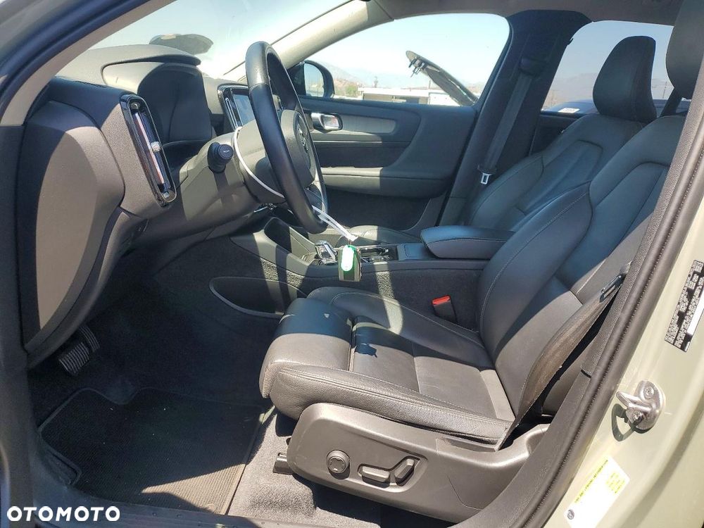 Volvo XC 40 B5 AWD Ultimate Bright - 8