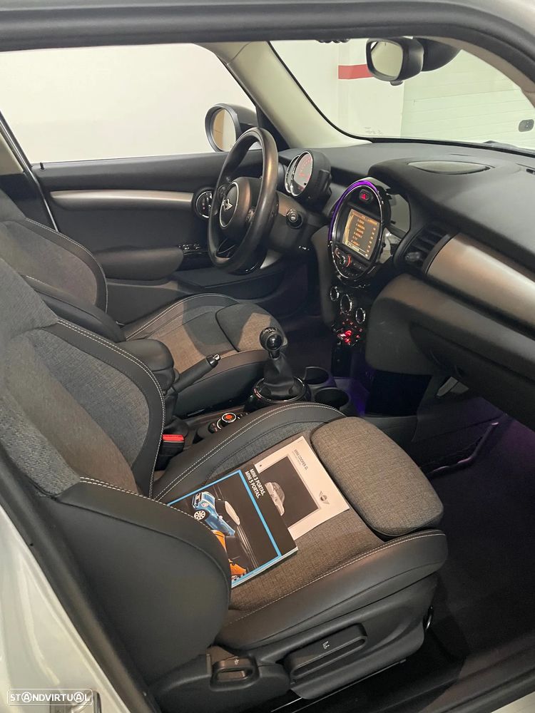 MINI 5 Portas Cooper D - 9