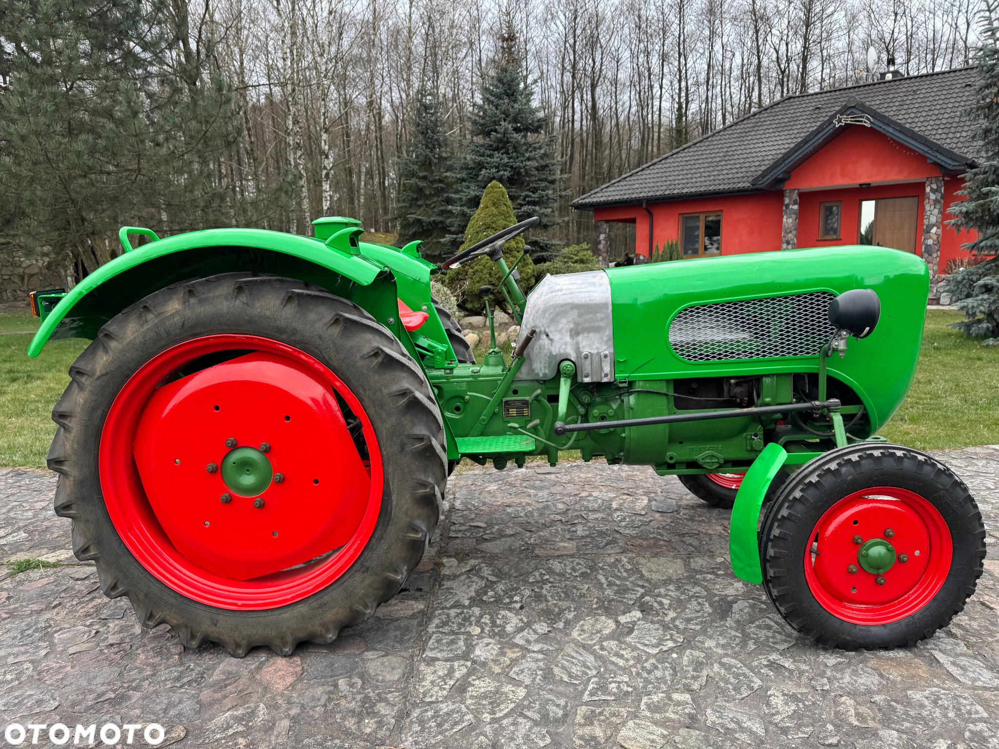 Deutz-Fahr Fahr Güldner A3K Burgund D133 - 20