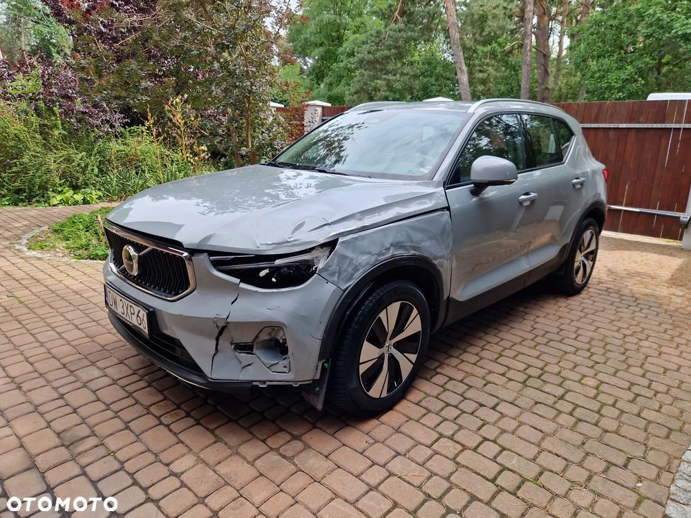Volvo XC 40 B3 Plus Bright - 4