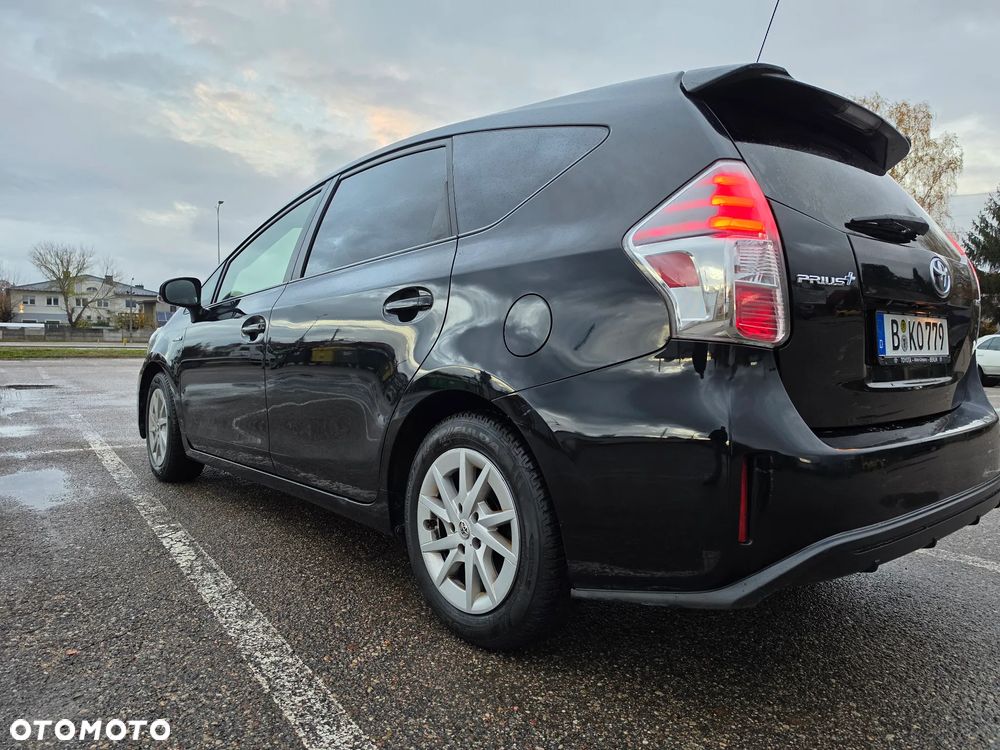 Toyota Prius+ - 10