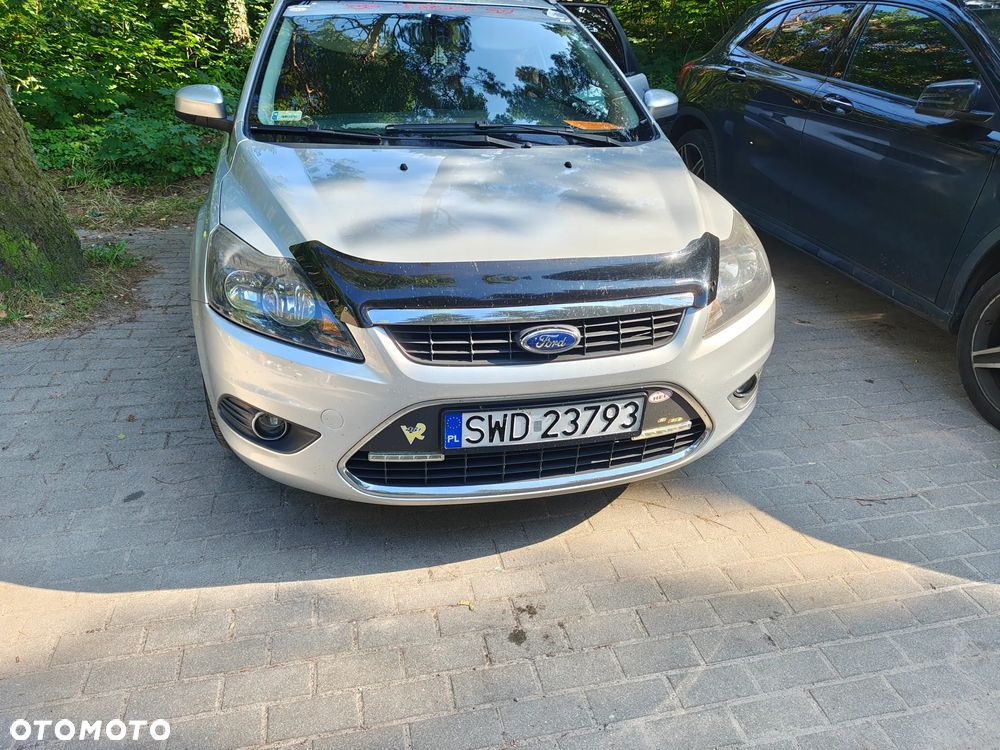 Ford Focus 2.0 16V Trend - 4