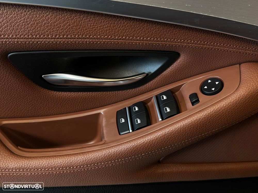 BMW 520 d Line Luxury Auto - 14