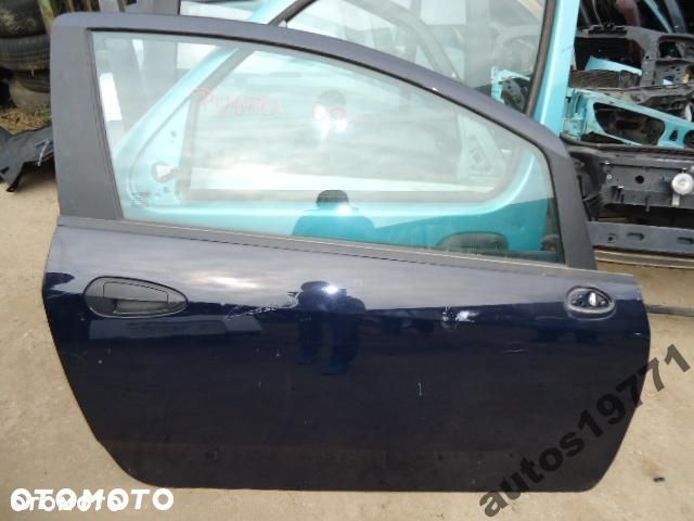 FIAT PUNTO 2009r. DRZWI PRAWE - 1