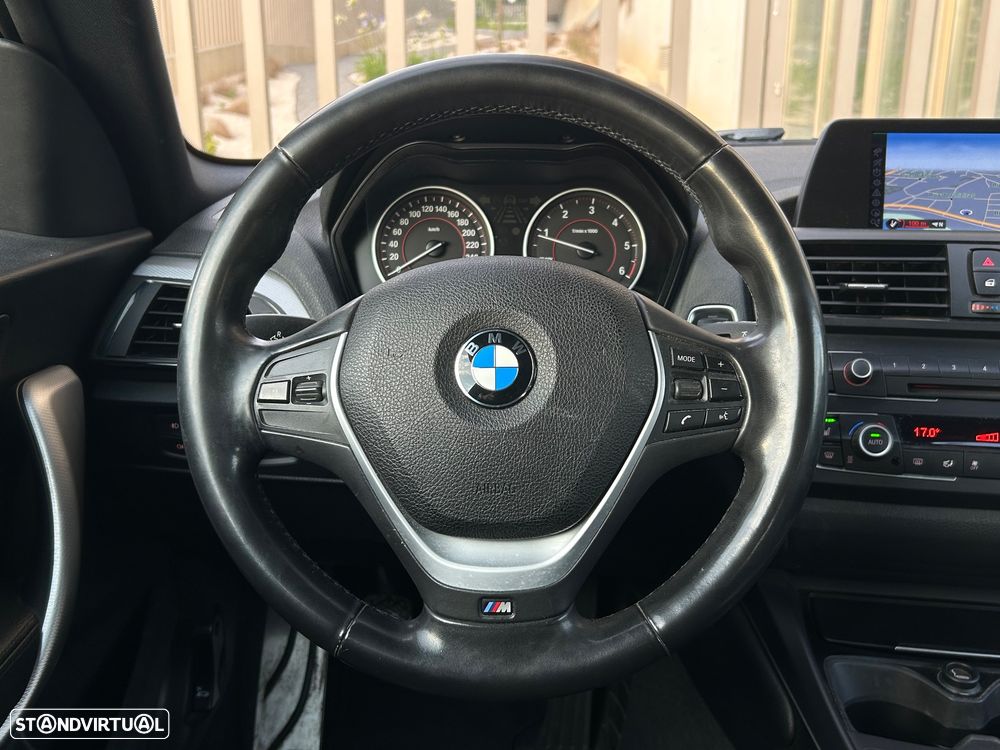 BMW 118 d Pack M - 17