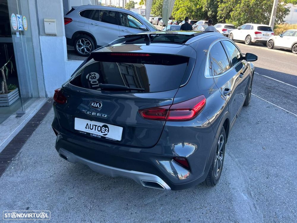 Kia XCeed 1.6 GDi PHEV First Edition+SRF - 2