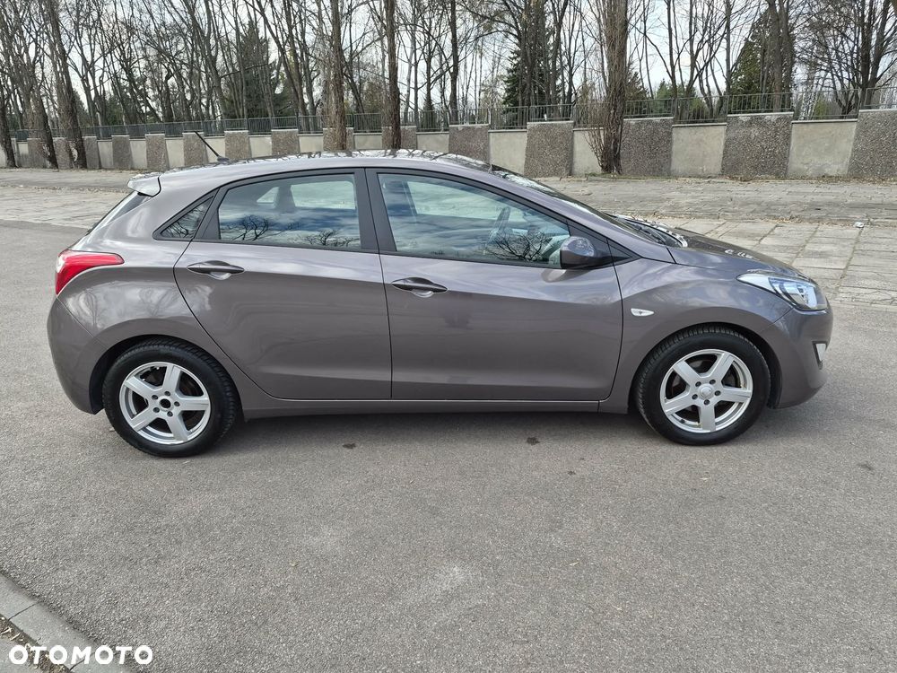 Hyundai i30 1.4 Trend - 7