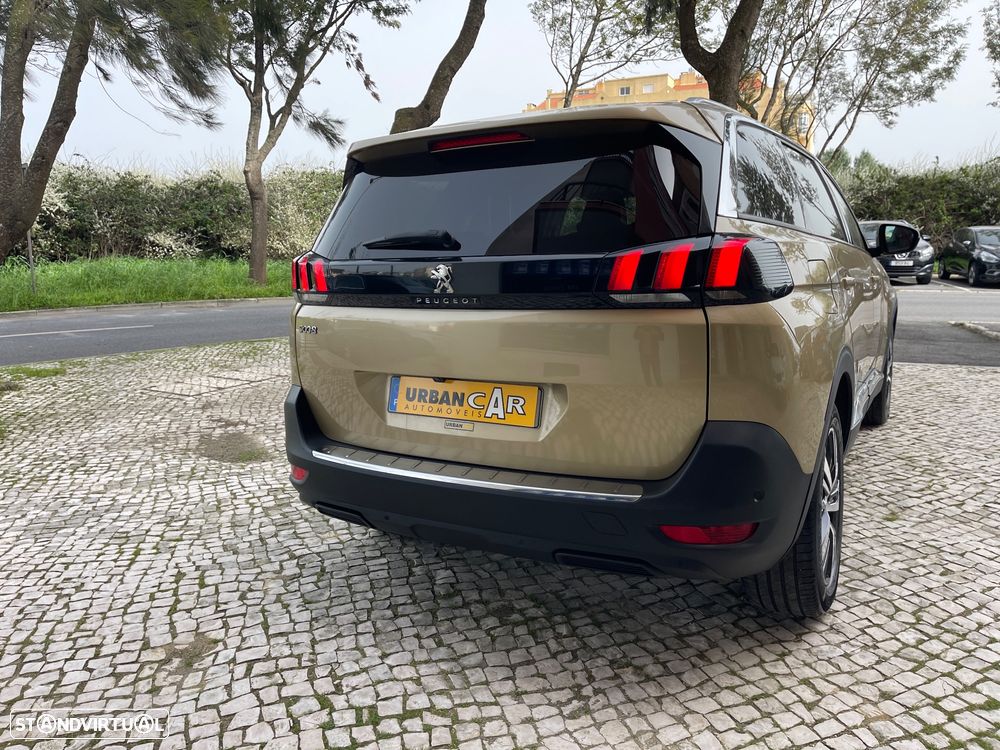 Peugeot 5008 - 4