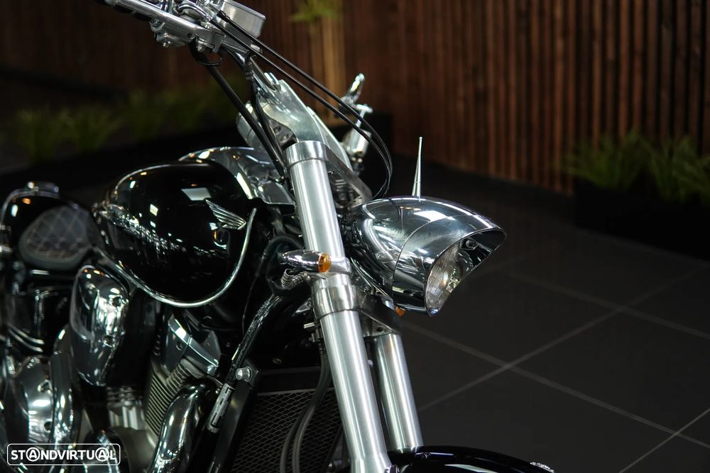 Honda VTX 1800 C - 5