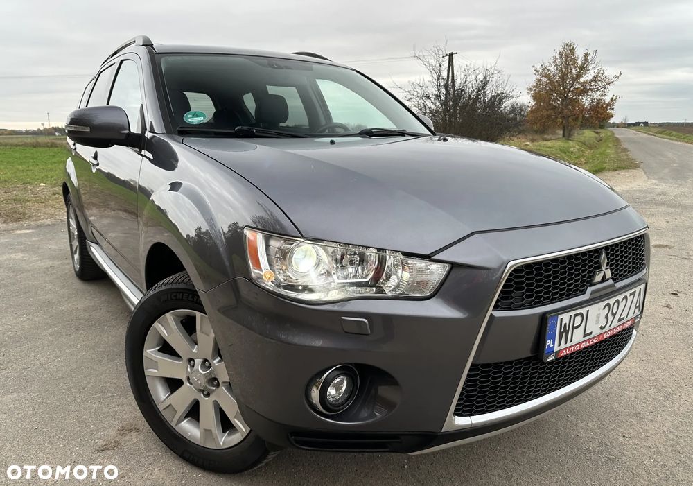Mitsubishi Outlander 2.0 Intense + 2WD EU5 CVT - 1